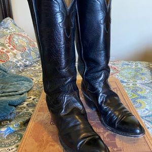 Lucchese boots size 6.5B